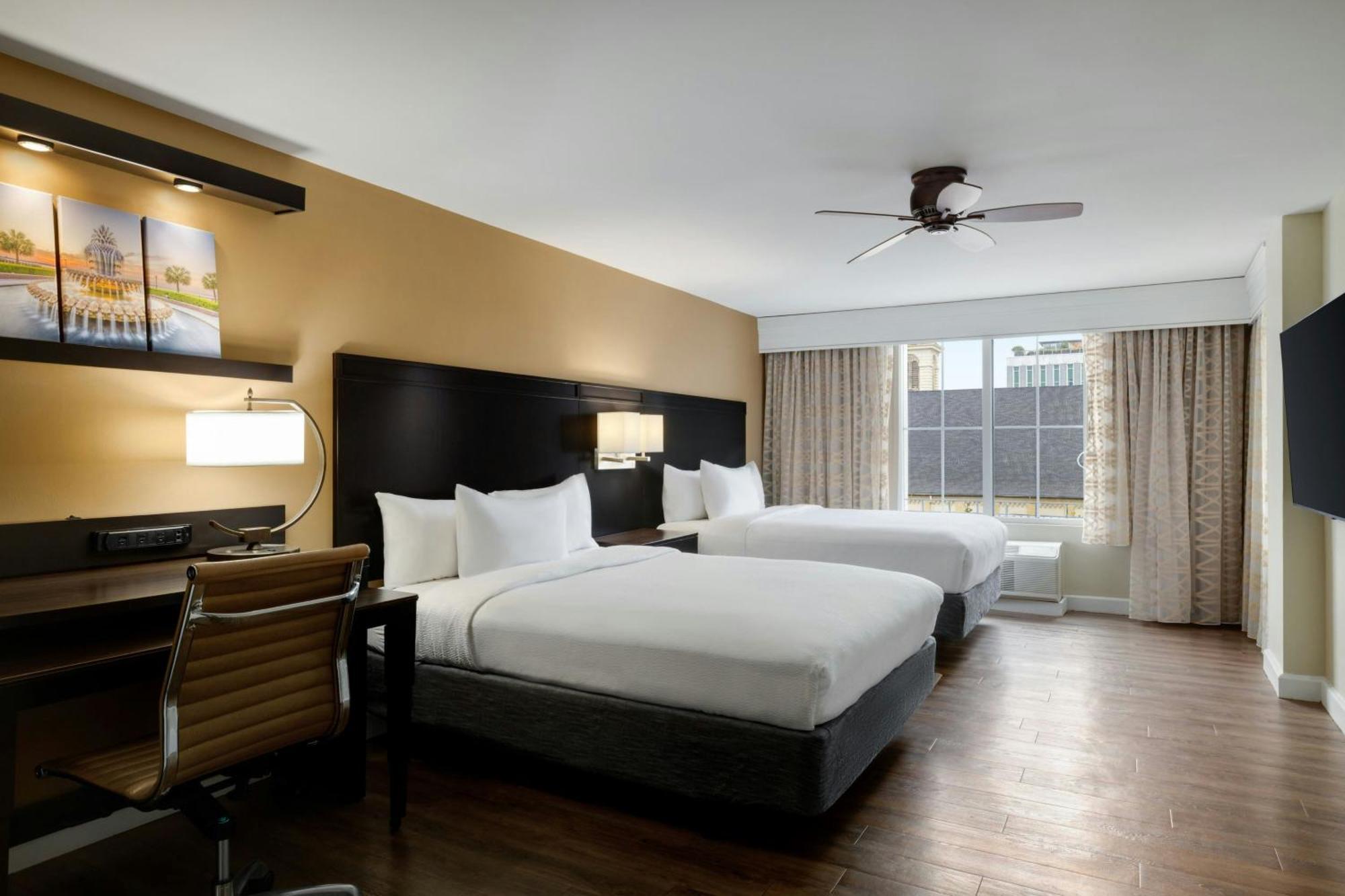 Courtyard By Marriott Charleston Historic District Hotel Buitenkant foto