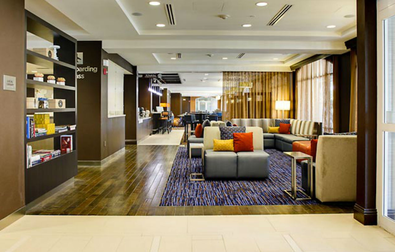 Courtyard By Marriott Charleston Historic District Hotel Buitenkant foto